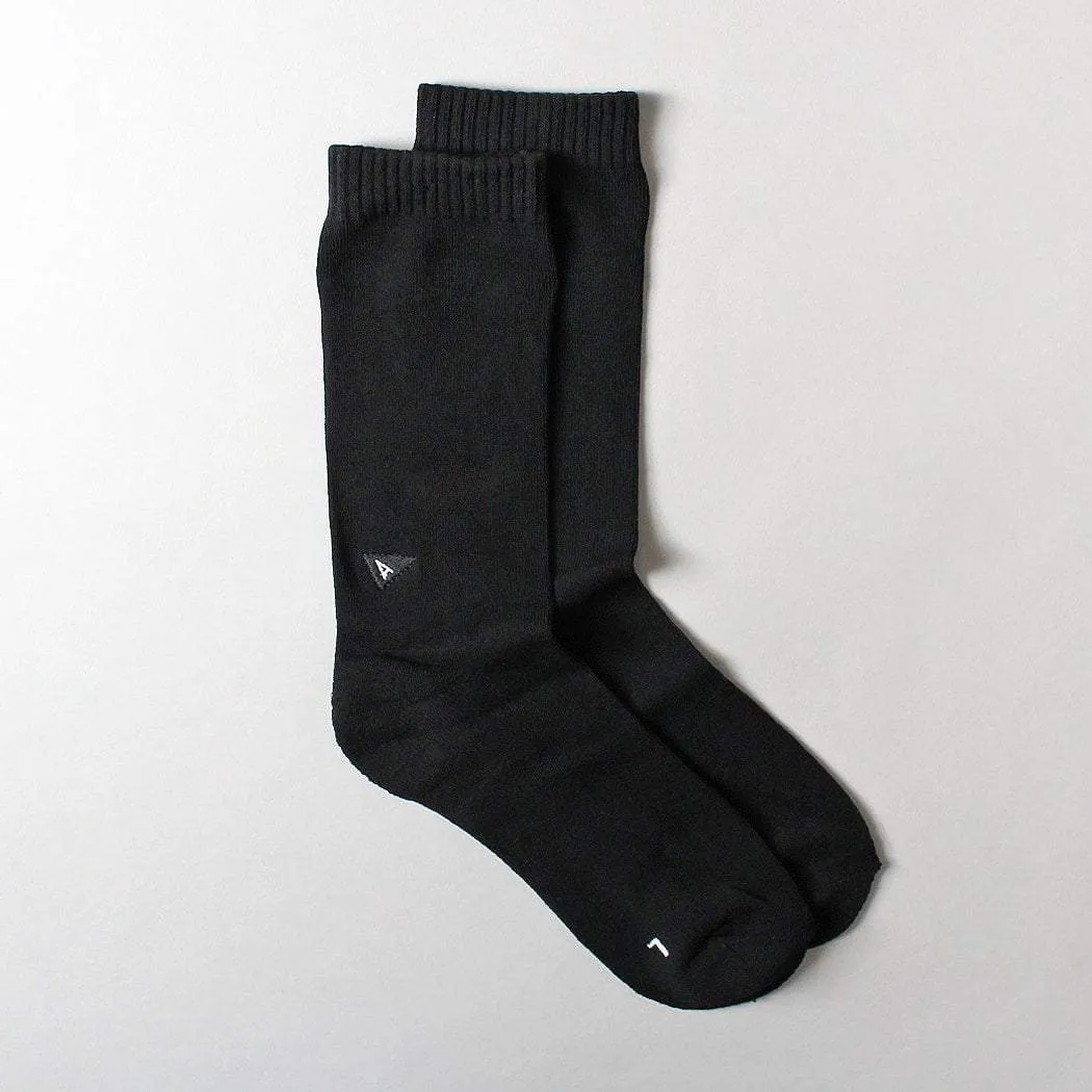 Arvin Goods Casual Crew Socks