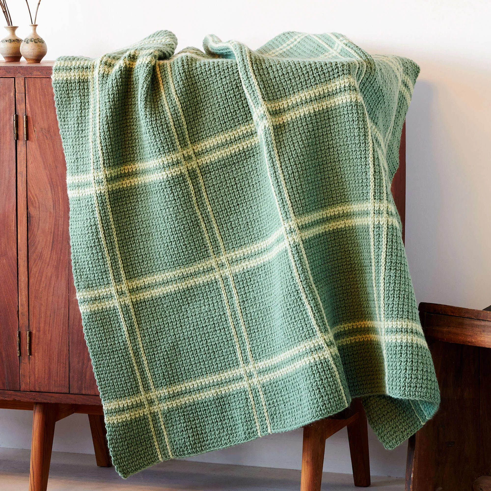 Red Heart Simple Plaid Crochet Blanket