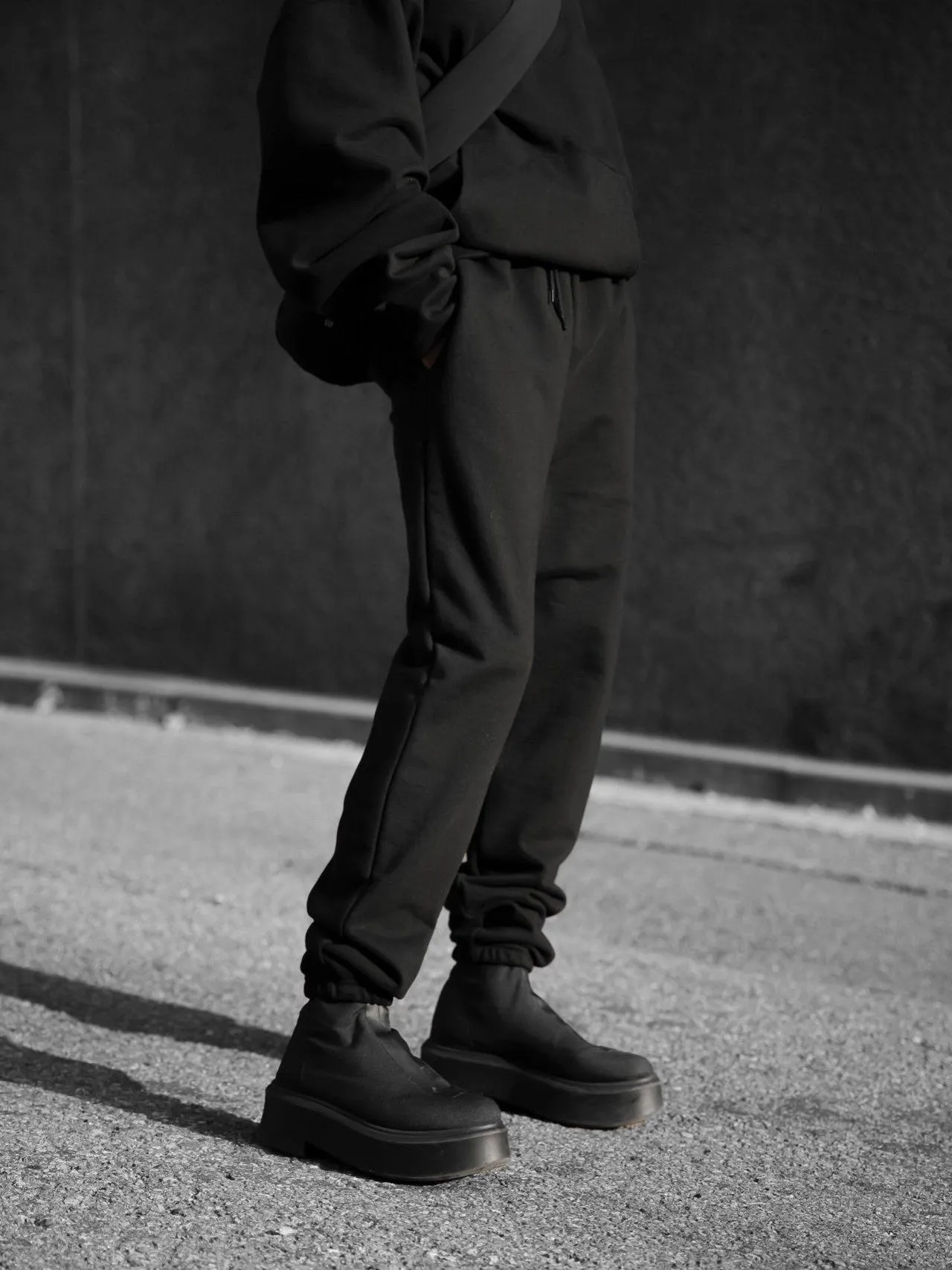 UNISEX HEAVY WEIGHT JOGGER PANTS