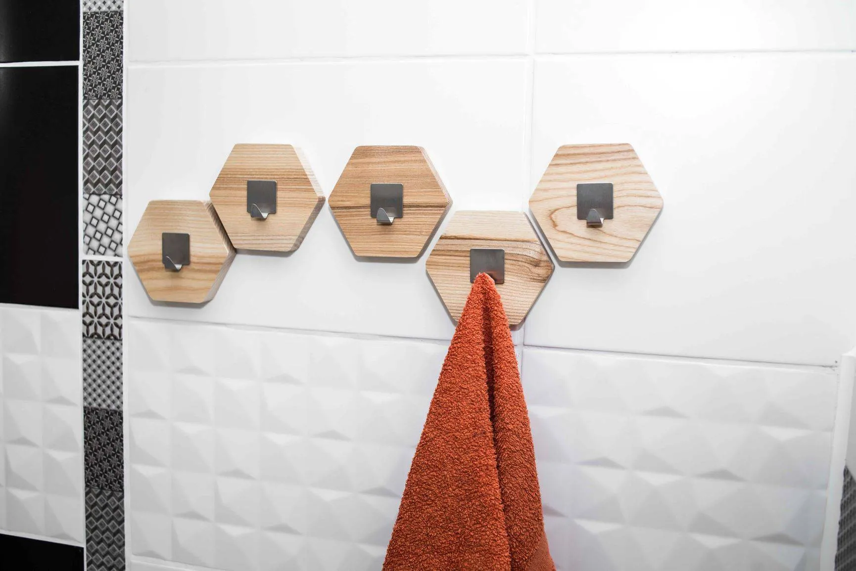 Wood wall hook bathroom towel rack