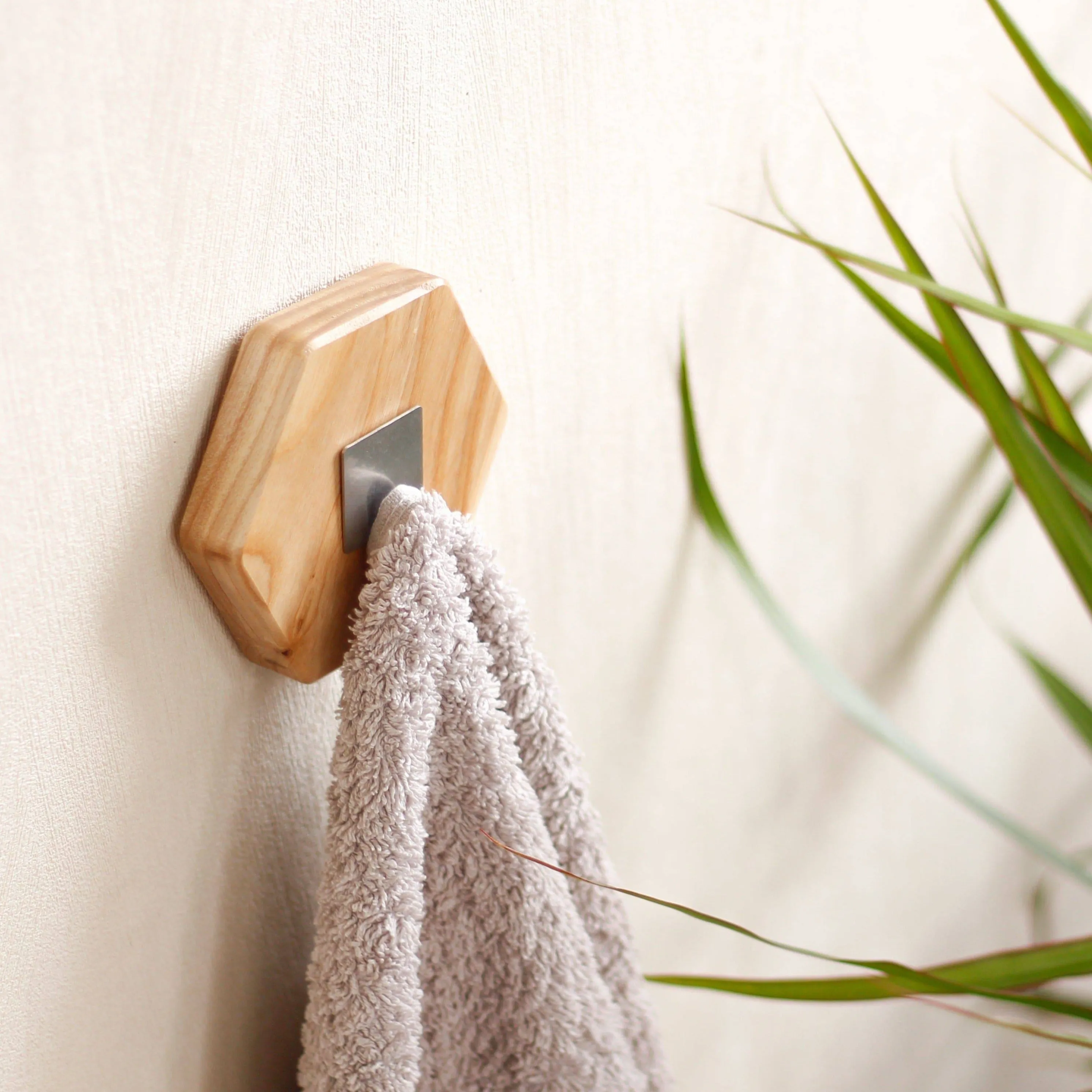 Wood wall hook bathroom towel rack