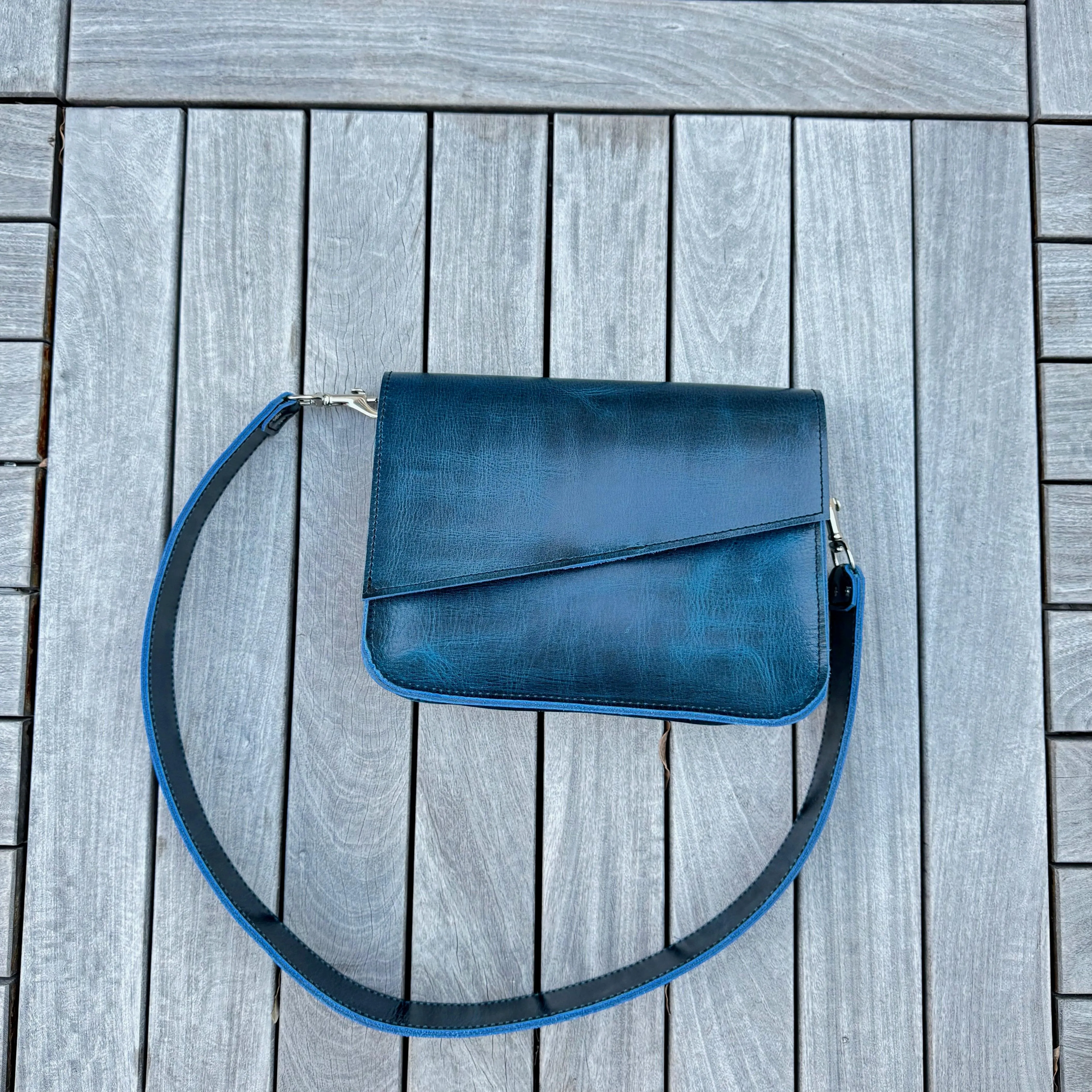 Zoe Leather Shoulder Bag